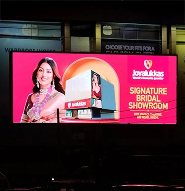 Outdoor advertising agency with expertise in LED billboard ads